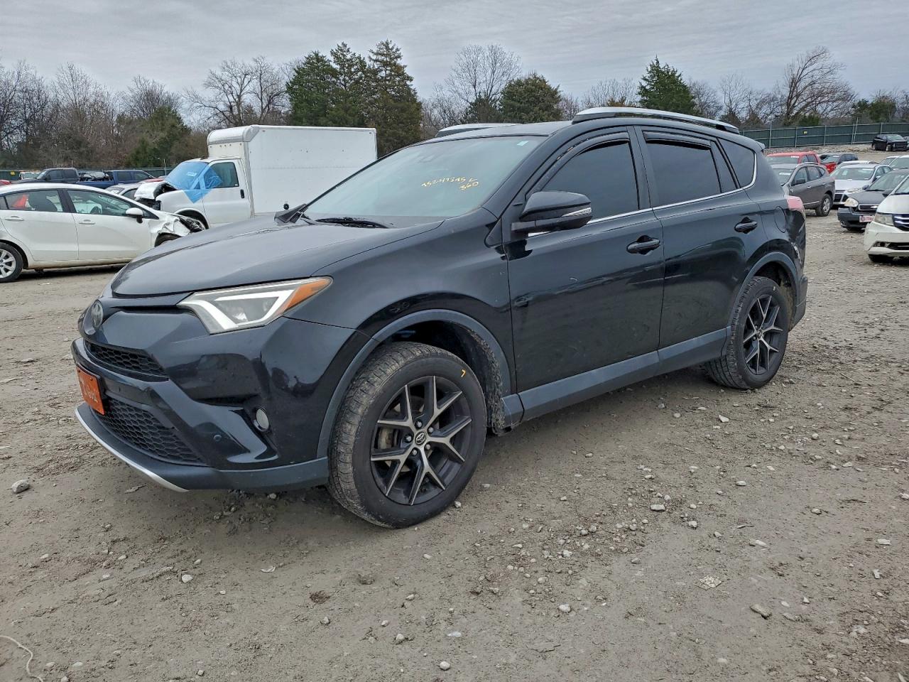TOYOTA RAV4 SE