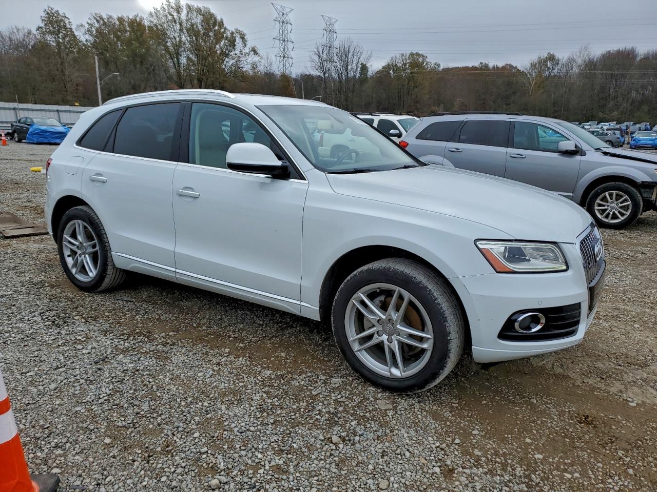 AUDI Q5 PREMIUM PLUS