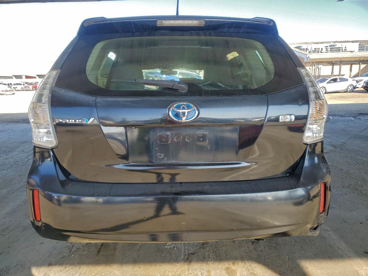 TOYOTA PRIUS V