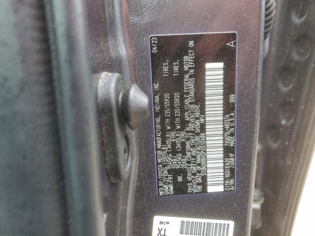 Lot #3305726747 2023 TOYOTA HIGHLANDER