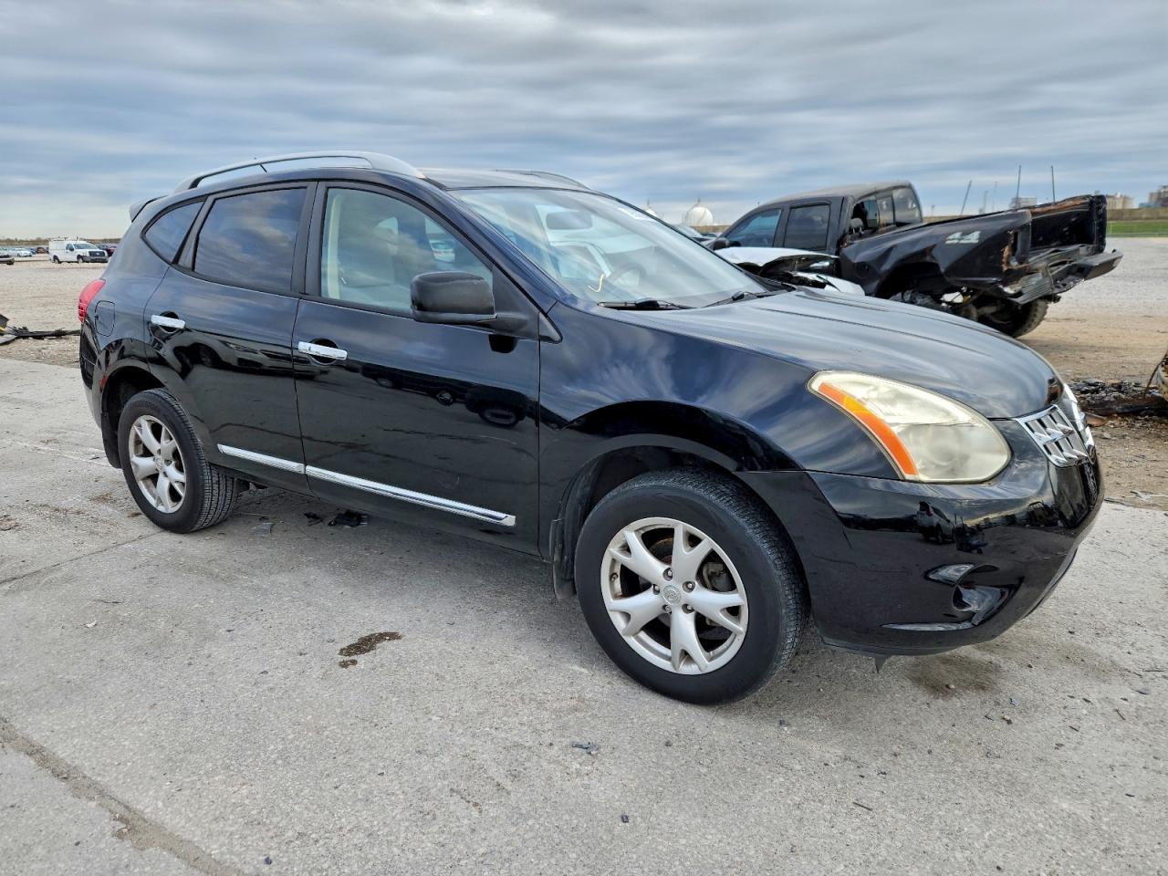 Lot #3309235615 2011 NISSAN ROGUE S