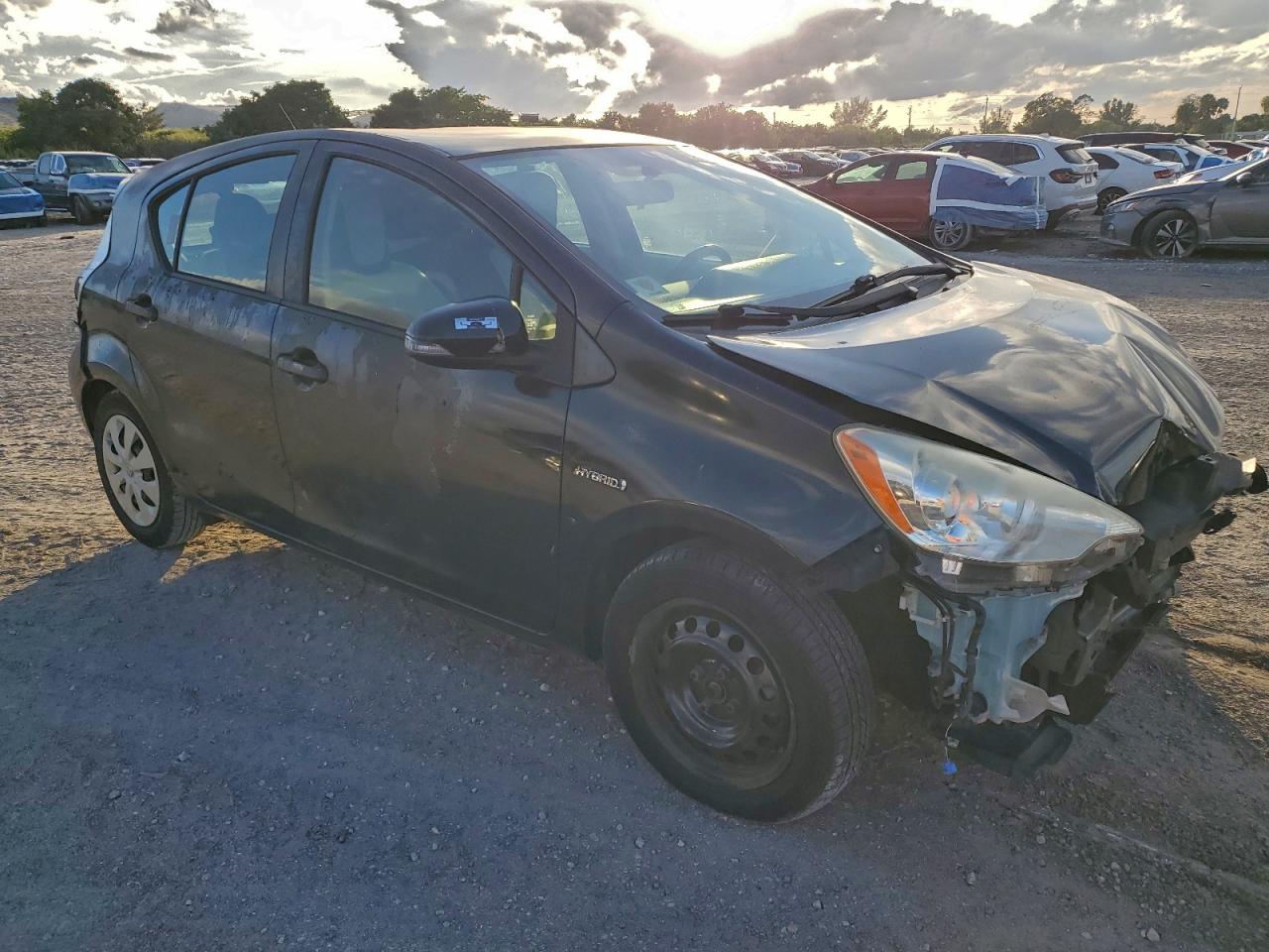Lot #3311502276 2014 TOYOTA PRIUS C