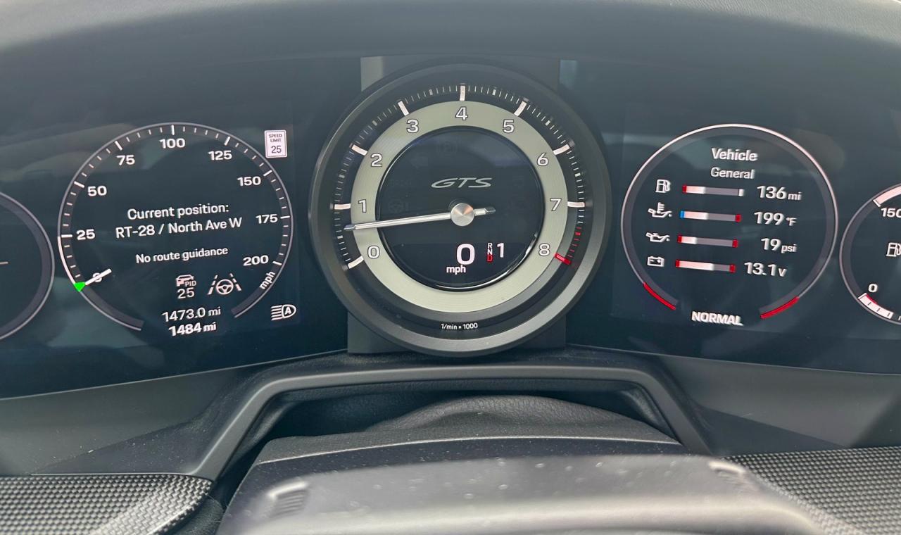 PORSCHE 911 TARGA 4S