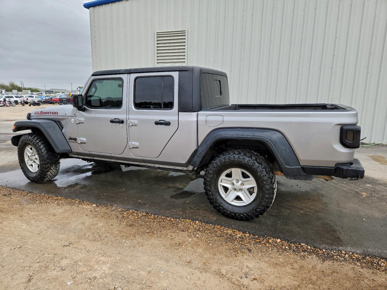 JEEP GLADIATOR SPORT