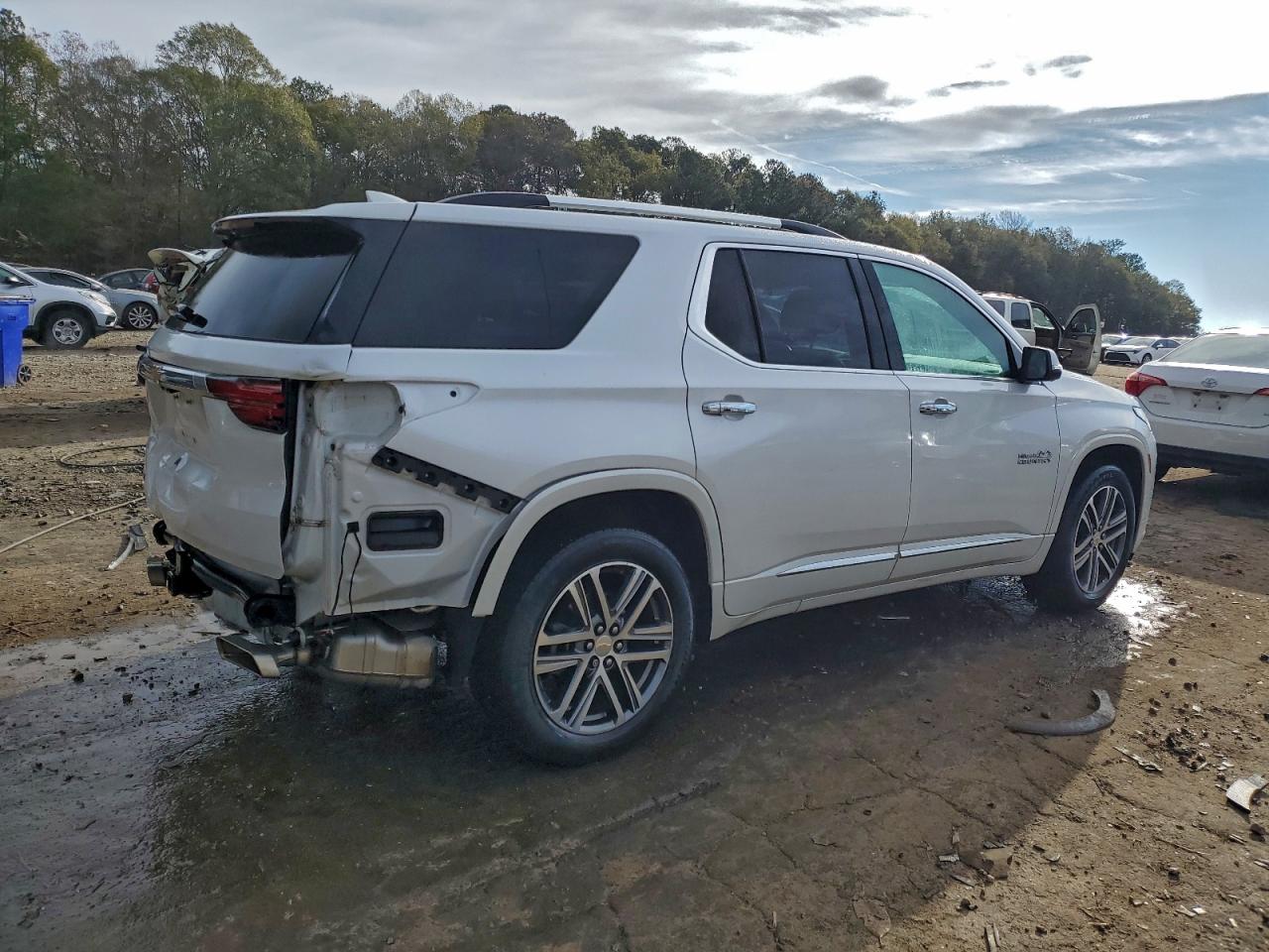 CHEVROLET TRAVERSE HIGH COUNTRY