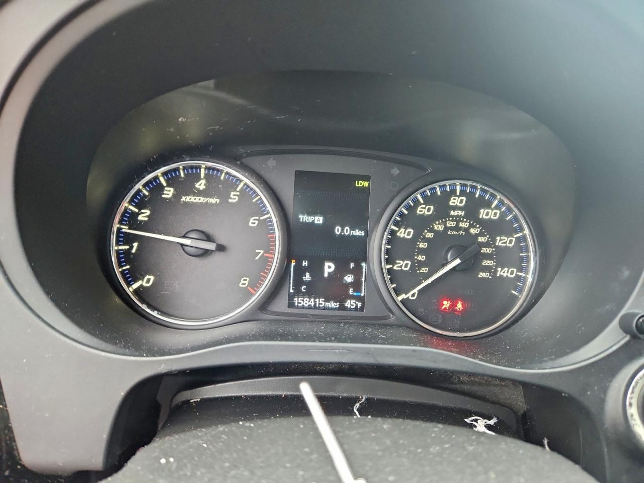 MITSUBISHI OUTLANDER SE