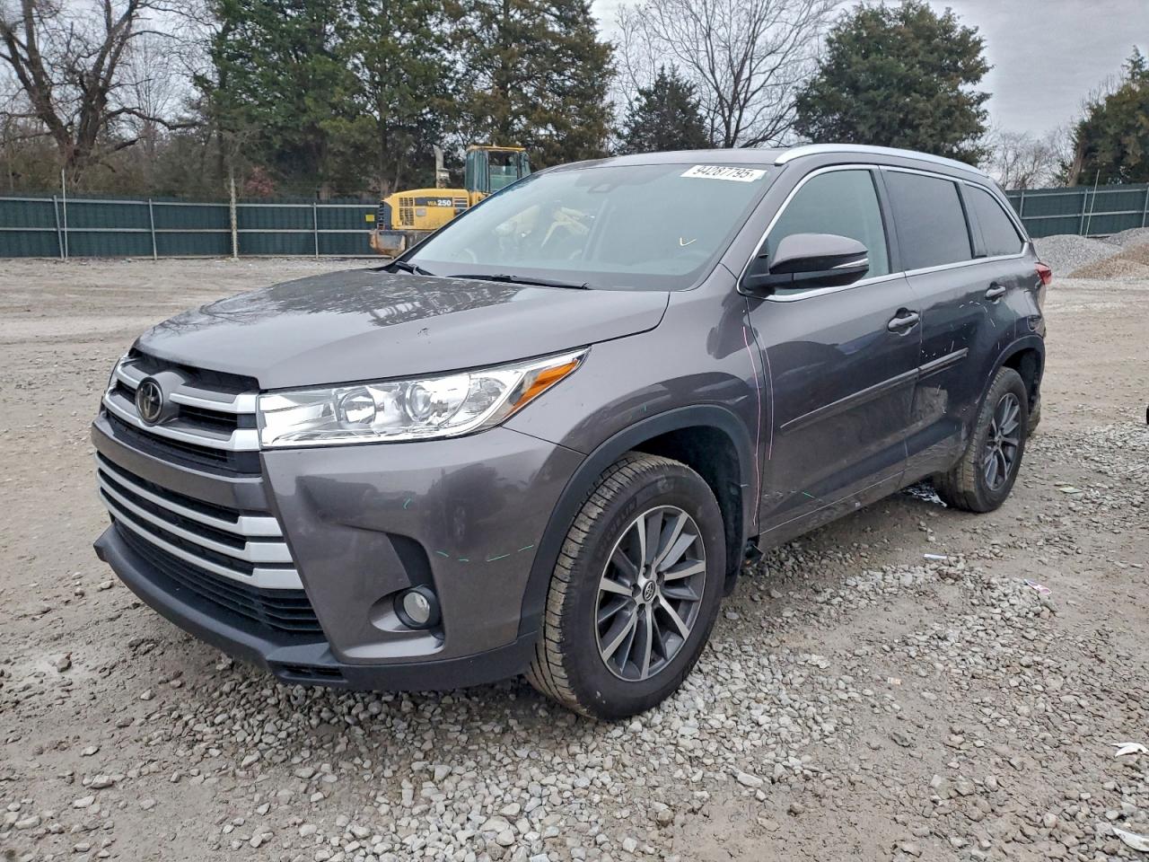 TOYOTA HIGHLANDER SE