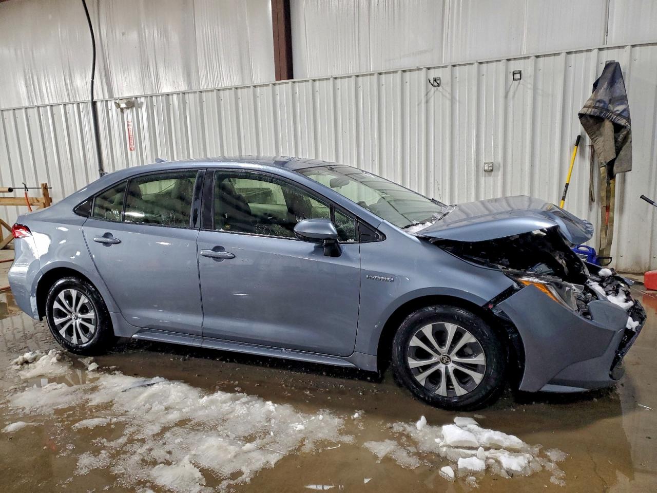 Lot #3311722253 2020 TOYOTA COROLLA LE