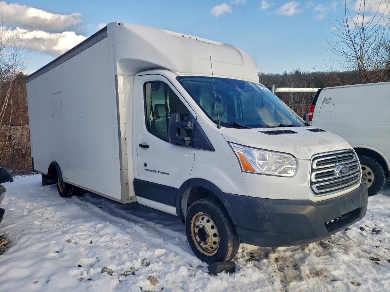 Lot #3309593554 2019 FORD TRANSIT