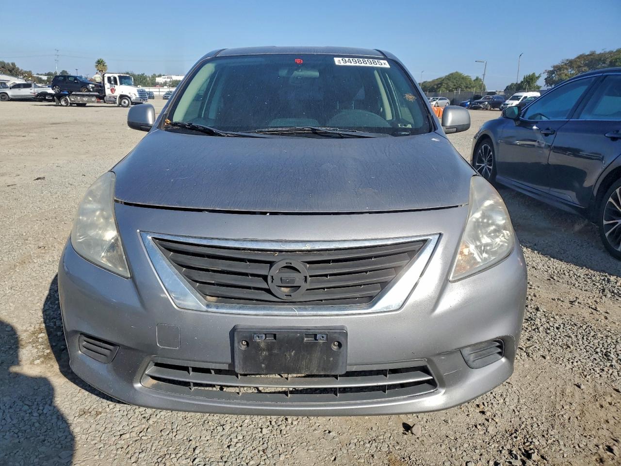 NISSAN VERSA S