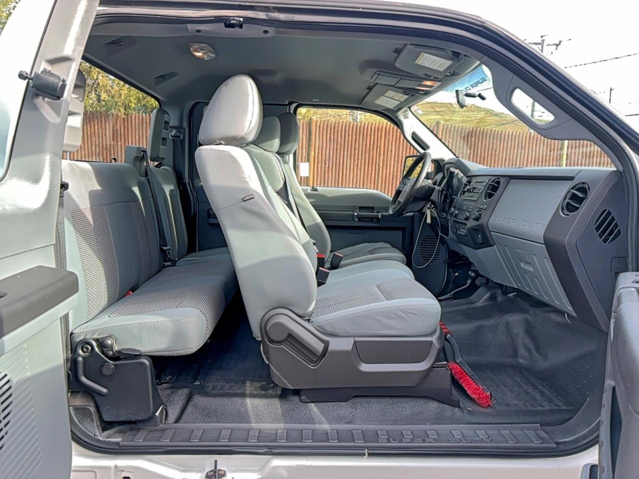 FORD F-250 SUPER DUTY