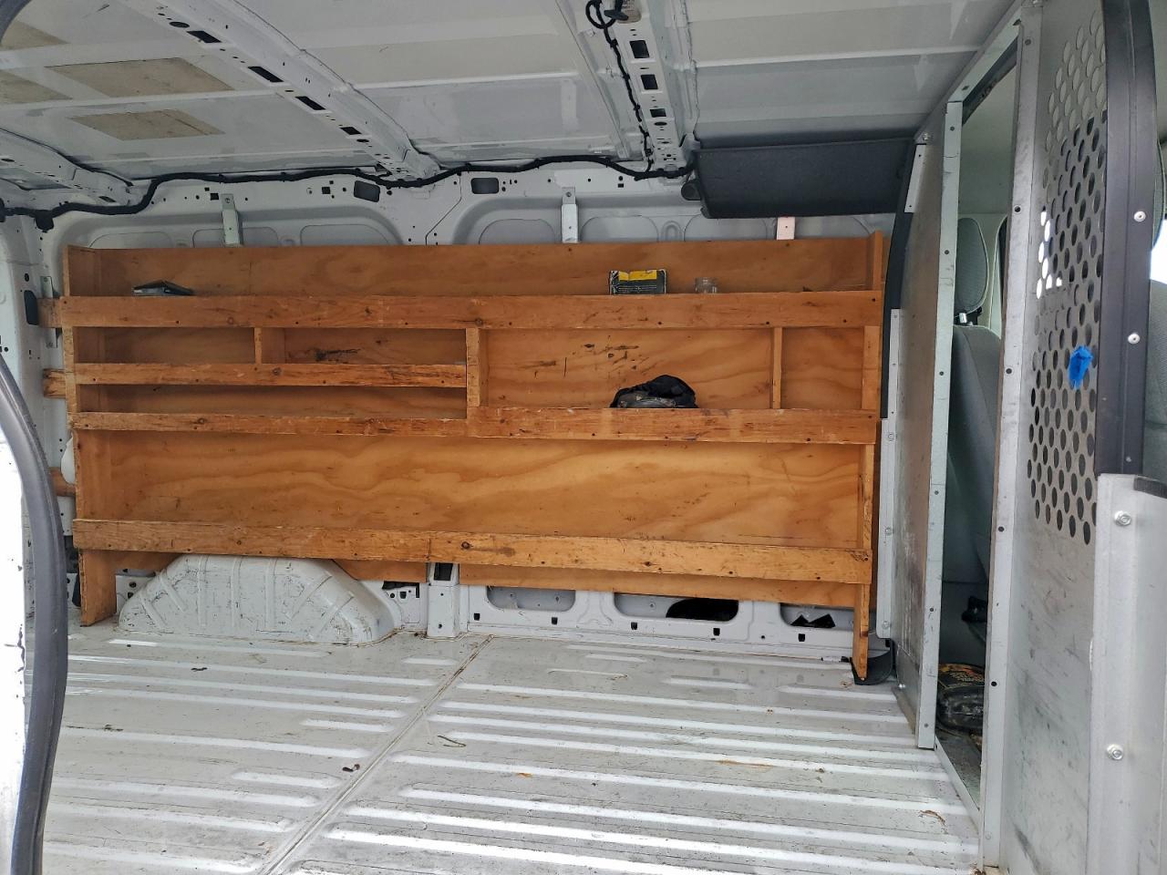 Lot #3318871919 2016 FORD TRANSIT T-250