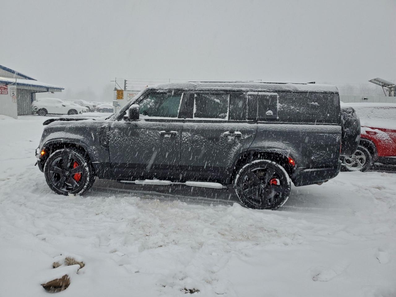 Lot #3310320011 2023 LAND ROVER DEFENDER 1