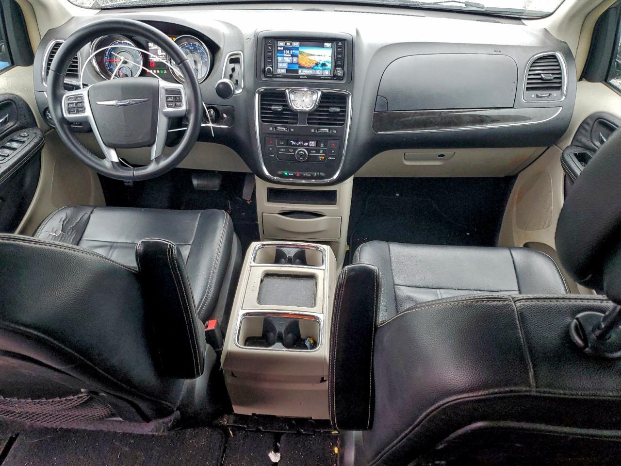 CHRYSLER TOWN & COUNTRY TOURING