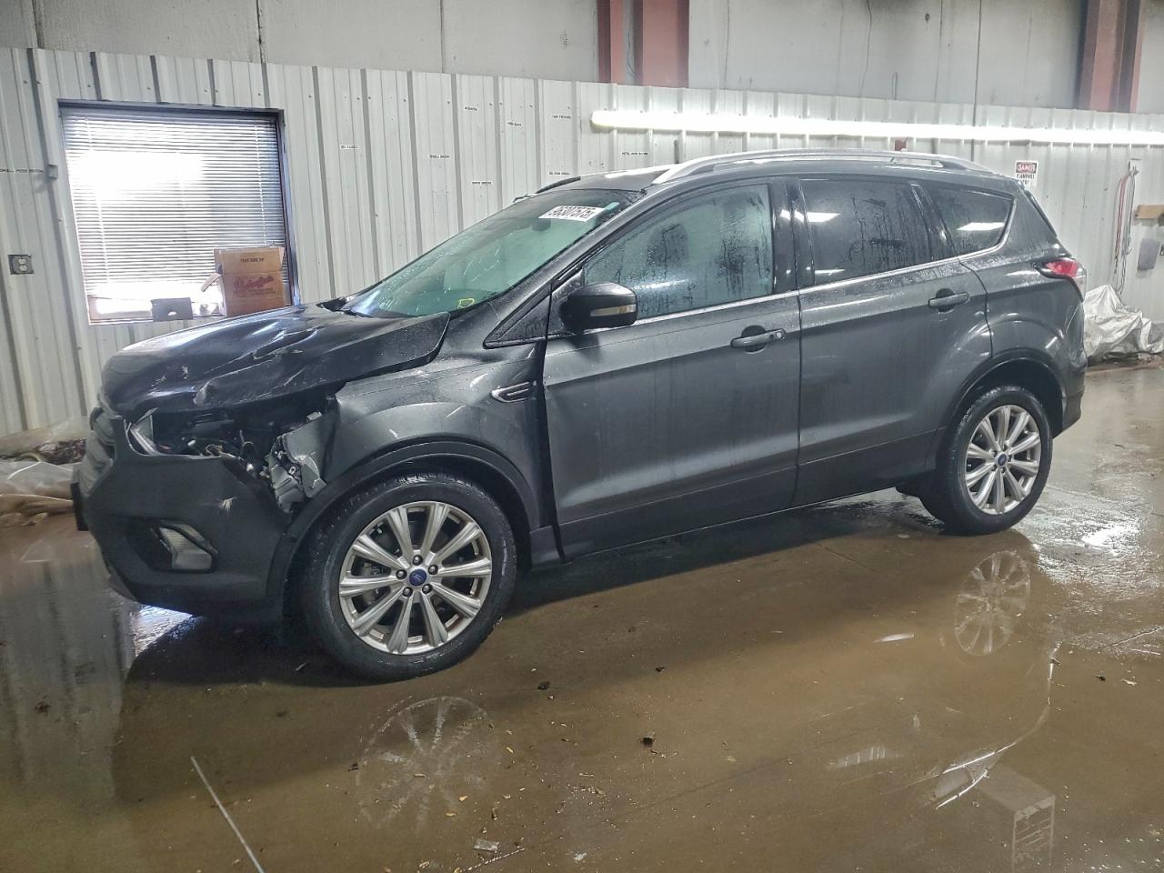 FORD ESCAPE TITANIUM