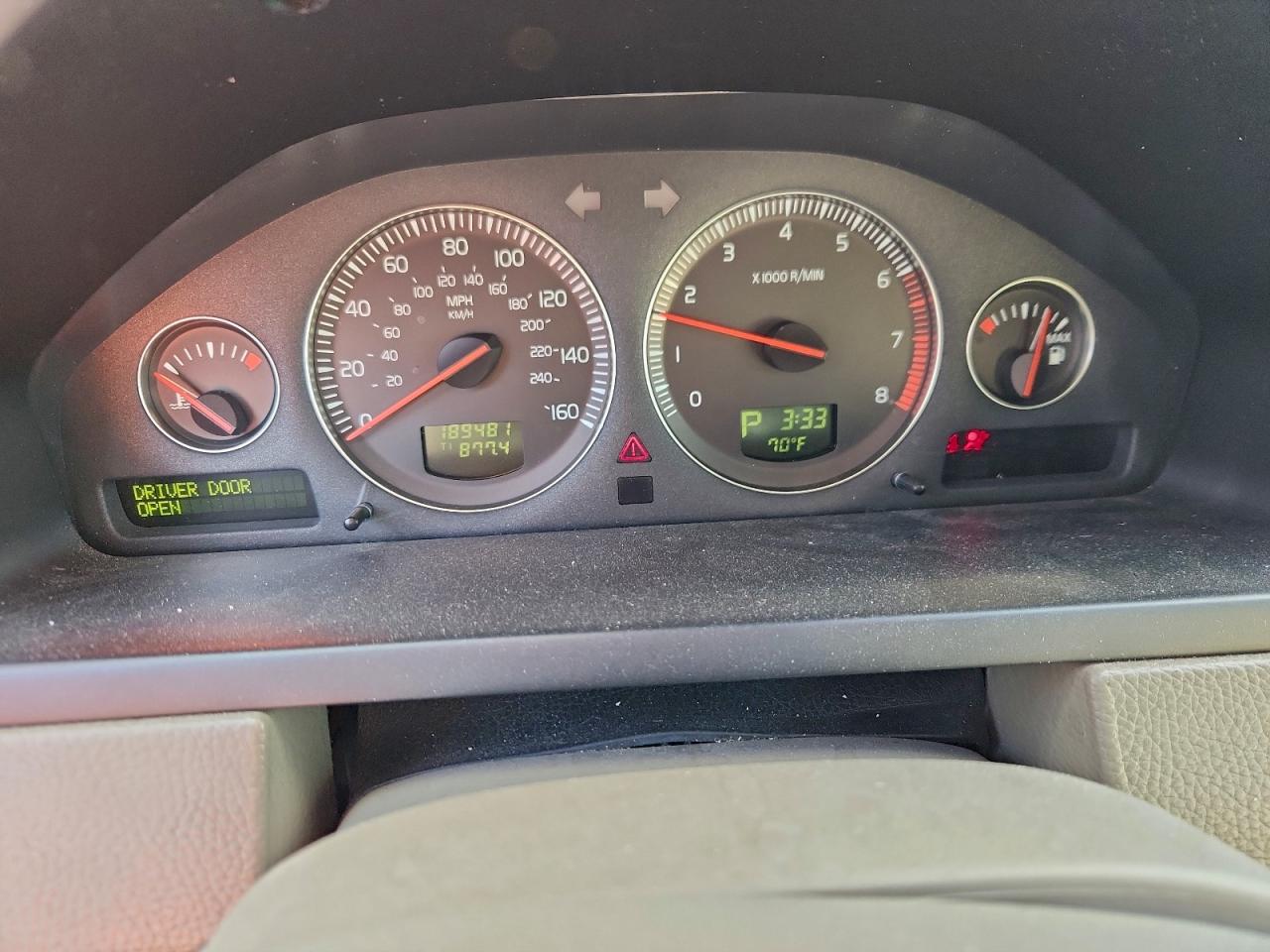 Lot #3311681257 2004 VOLVO XC90