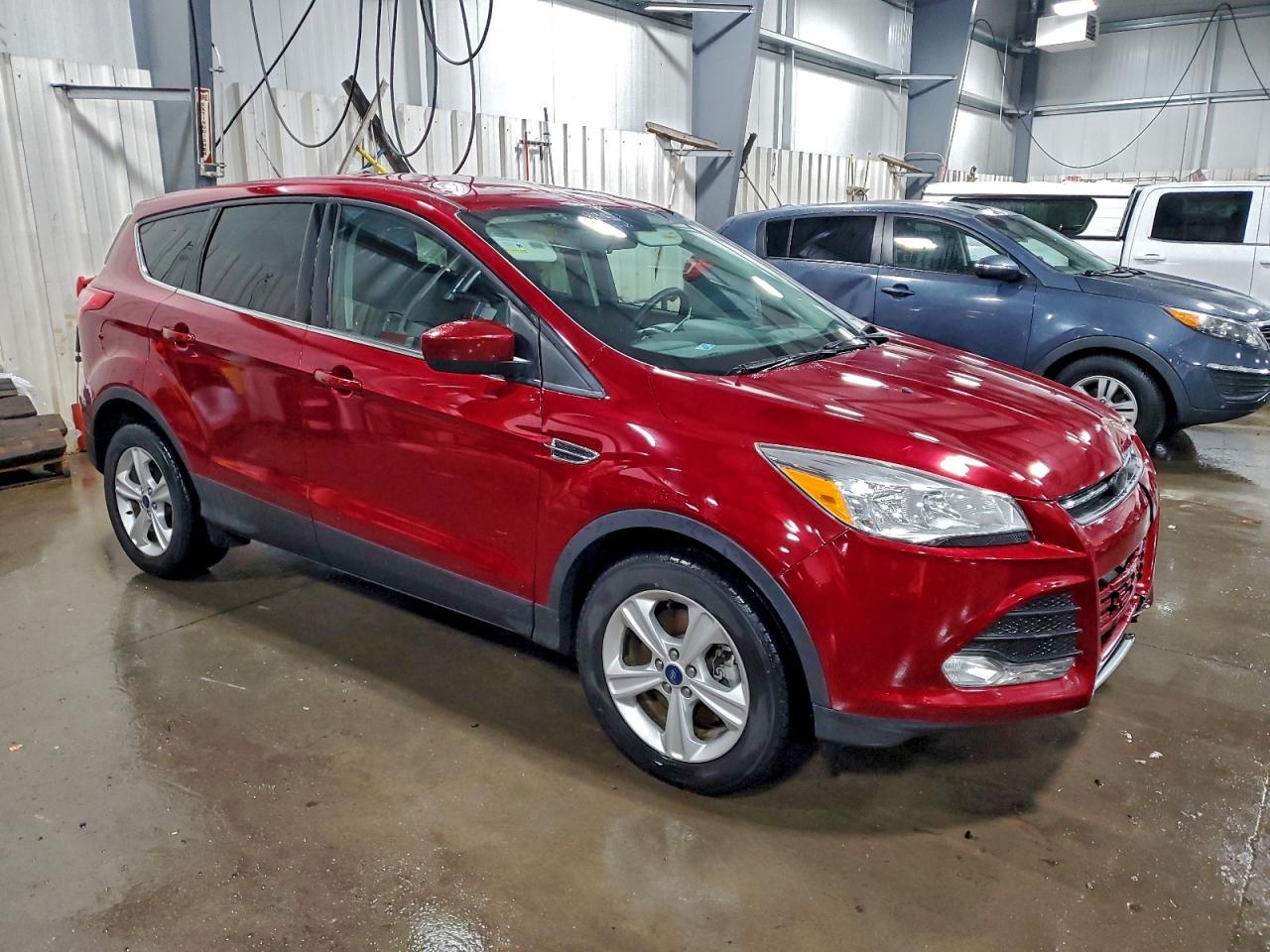 FORD ESCAPE SE