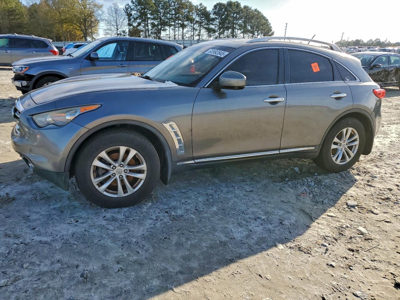 INFINITI FX37