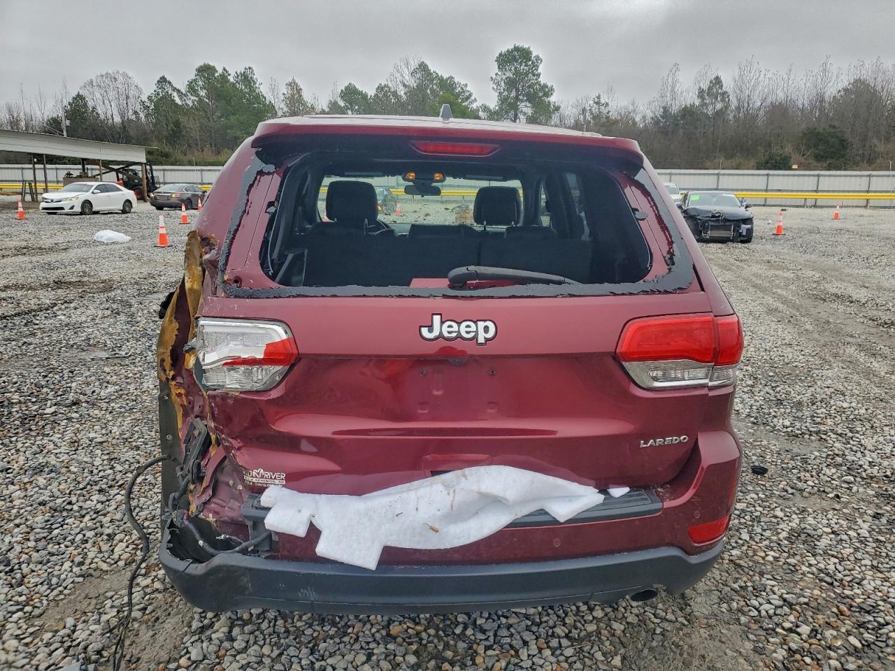 JEEP GRAND CHEROKEE LAREDO