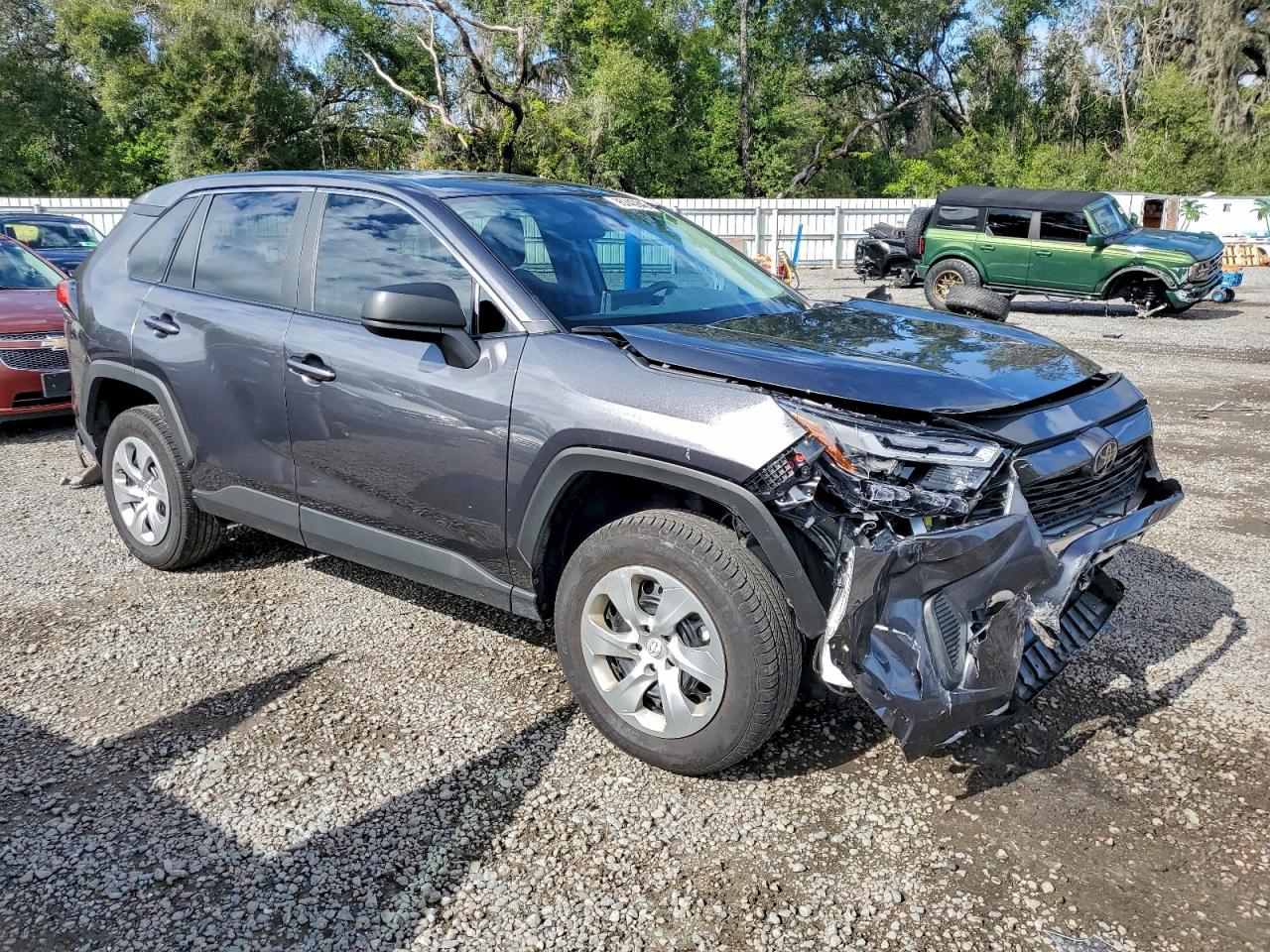 TOYOTA RAV4 LE