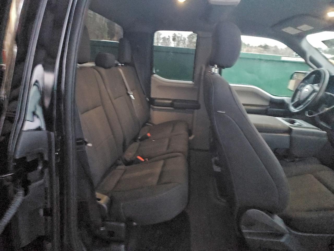 FORD F-150 SUPER CAB