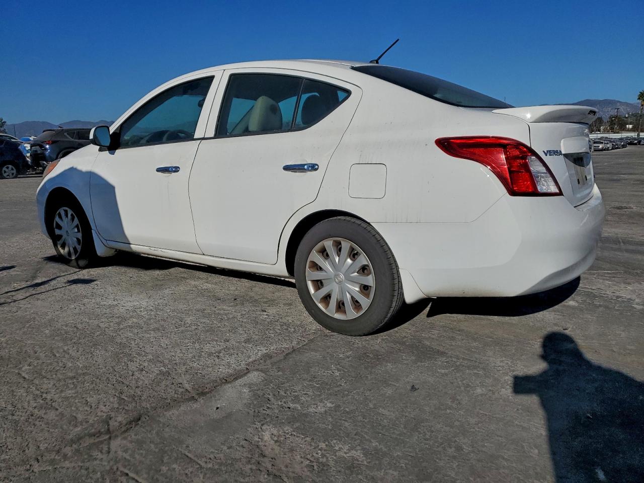 Lot #3315989129 2014 NISSAN VERSA S