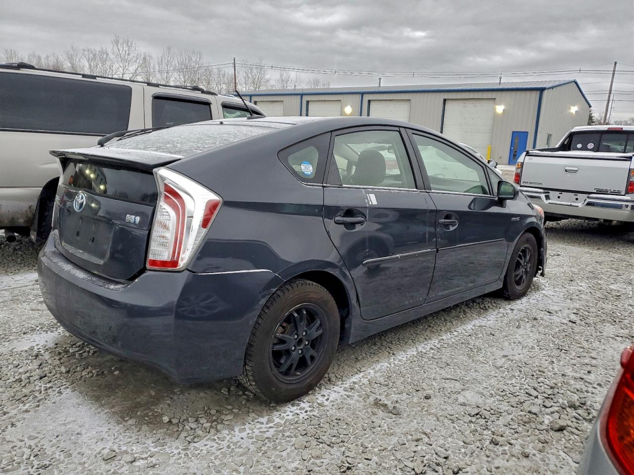 TOYOTA PRIUS