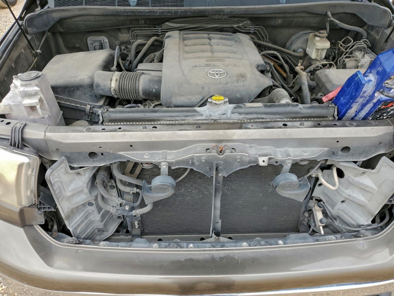 TOYOTA TUNDRA DOUBLE CAB SR5