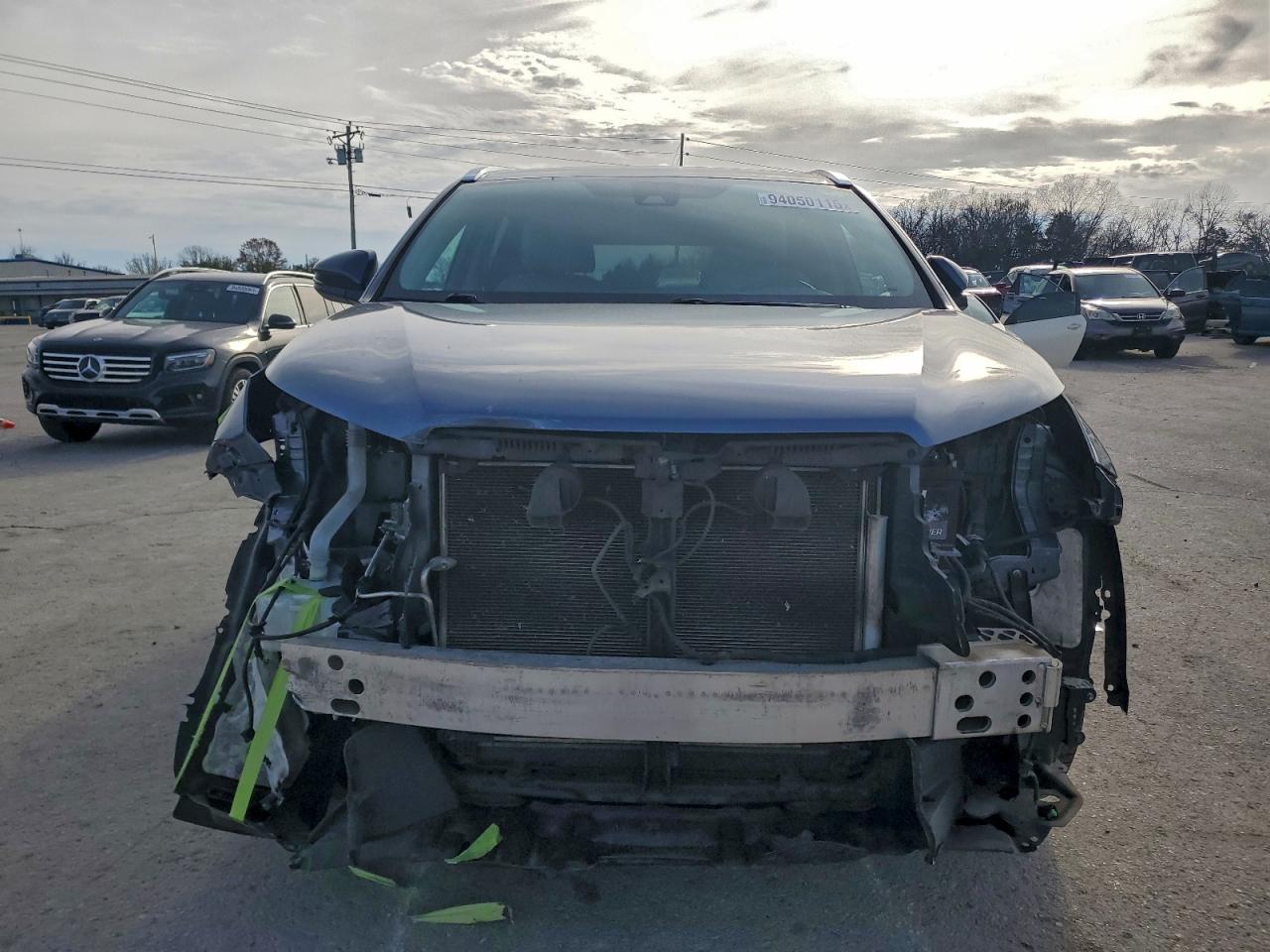 TOYOTA HIGHLANDER SE