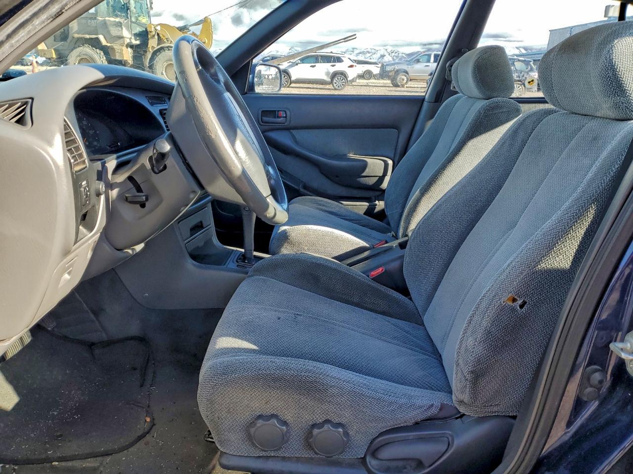 Lot #3309788337 1994 TOYOTA CAMRY LE