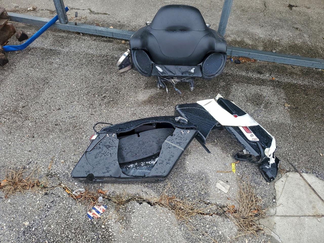 Lot #3301796371 2014 HD FLHTCU ULT