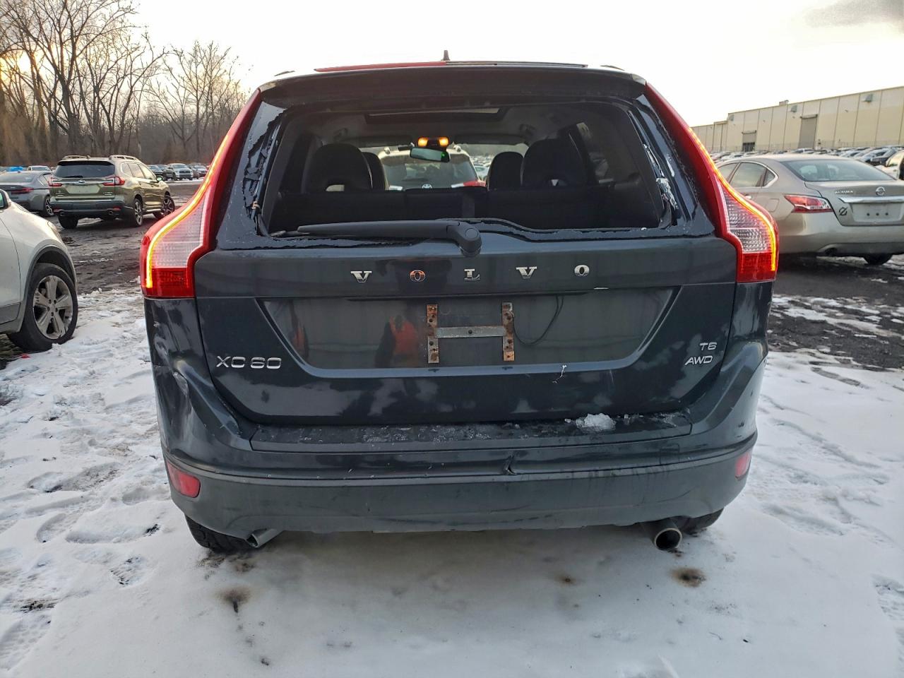 Lot #3318870980 2010 VOLVO XC60 T6