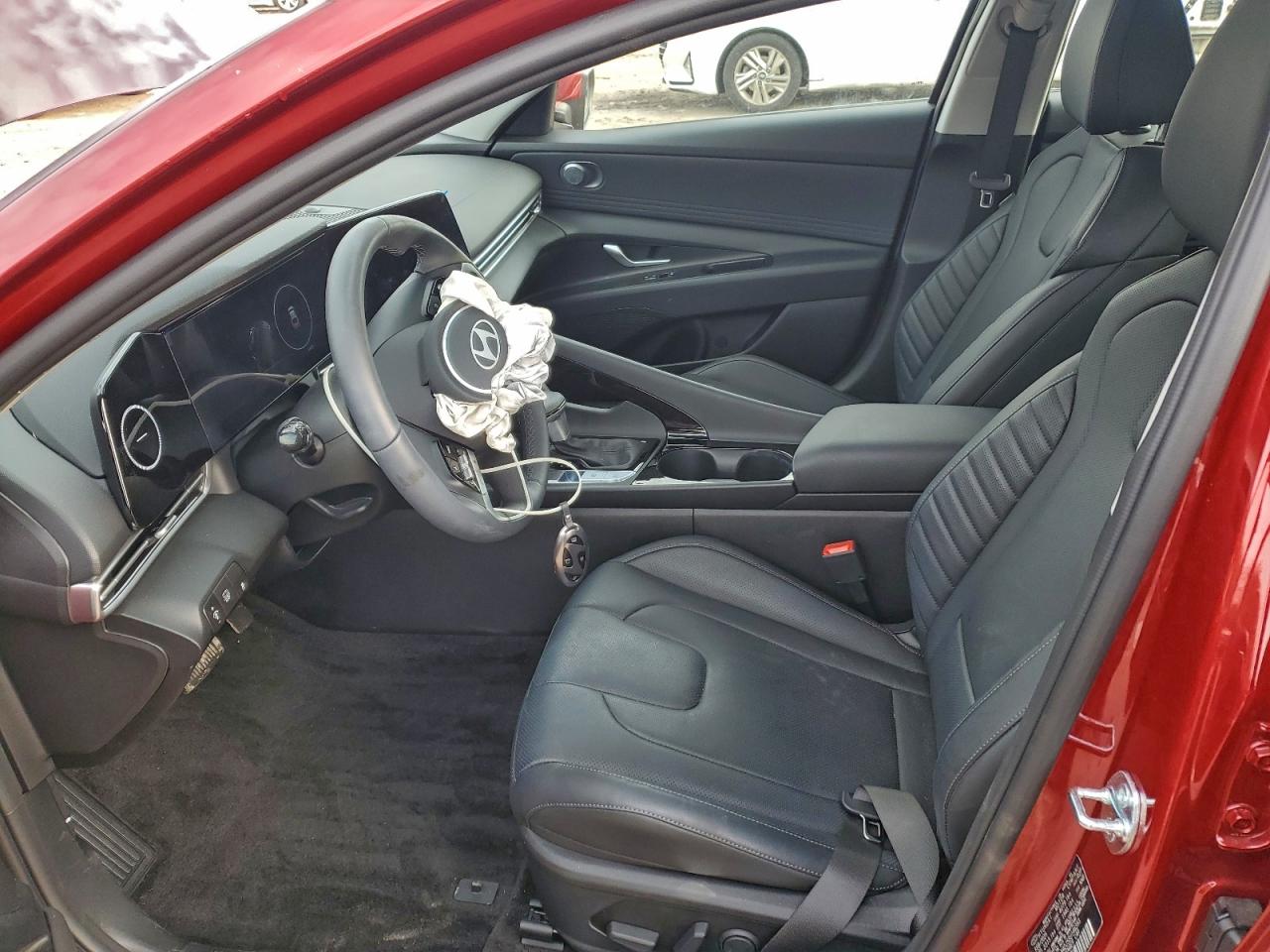 HYUNDAI ELANTRA LIMITED