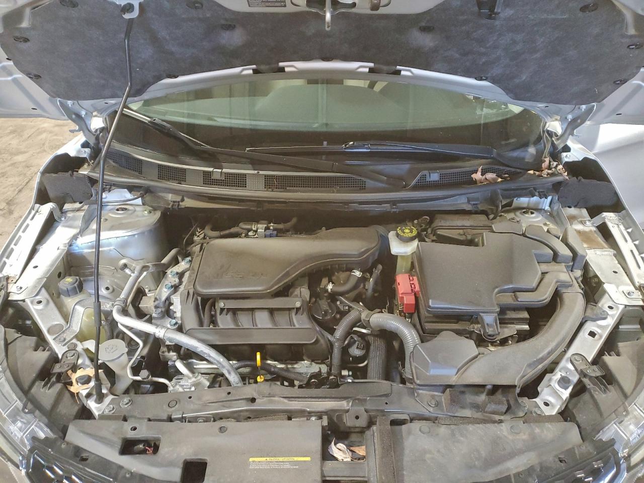 NISSAN ROGUE SPORT S