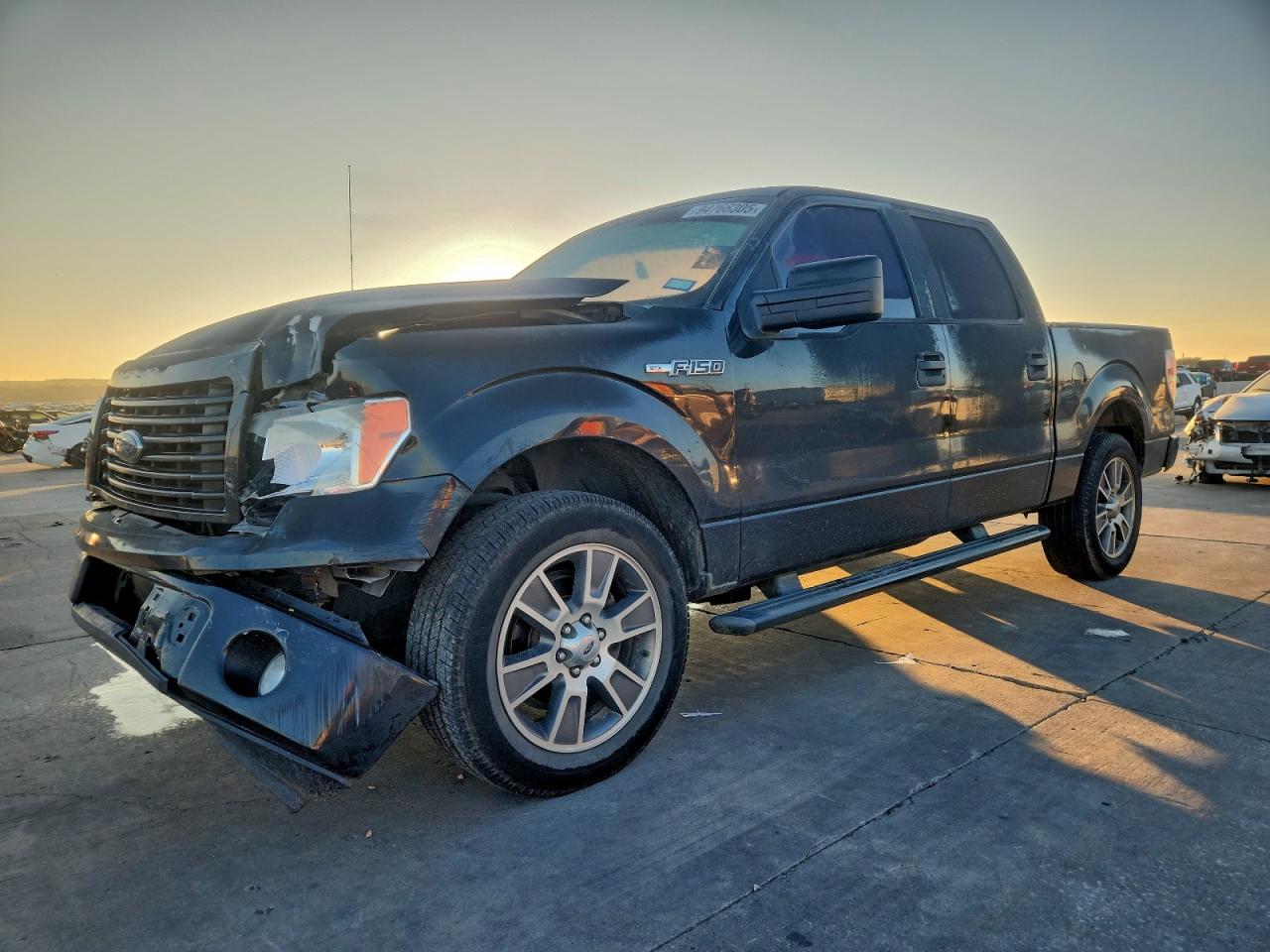 FORD F-150 SUPERCREW