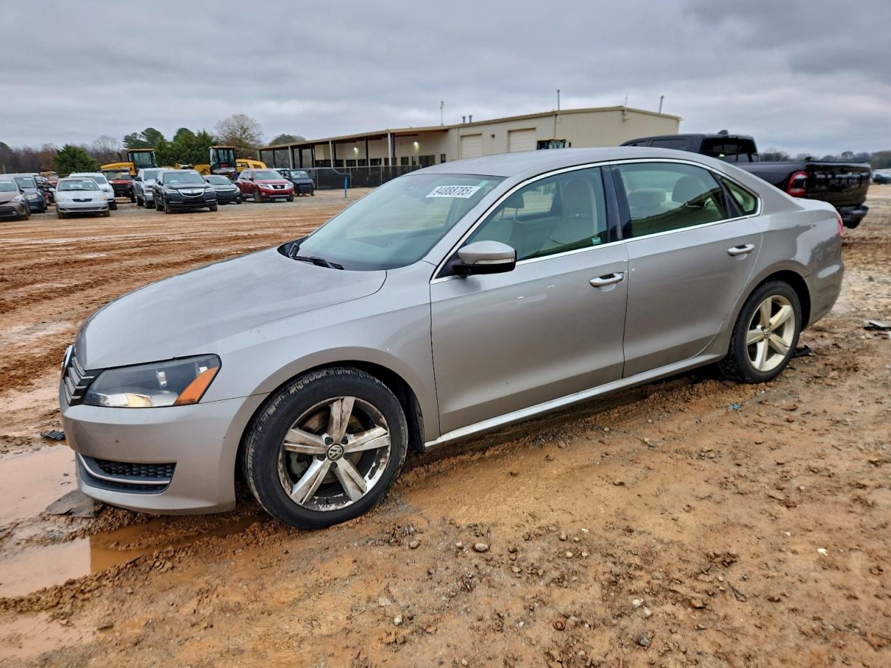 VOLKSWAGEN PASSAT SE