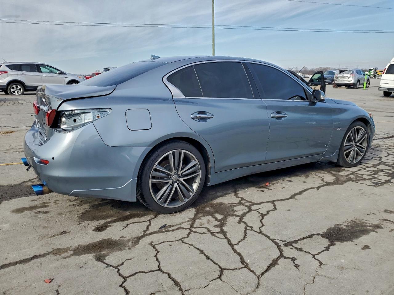 INFINITI Q50 BASE