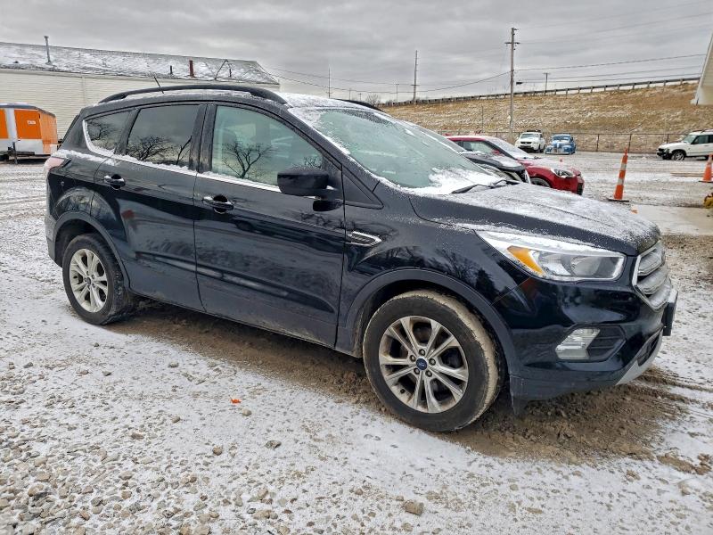 2018 FORD ESCAPE SE #3301661649