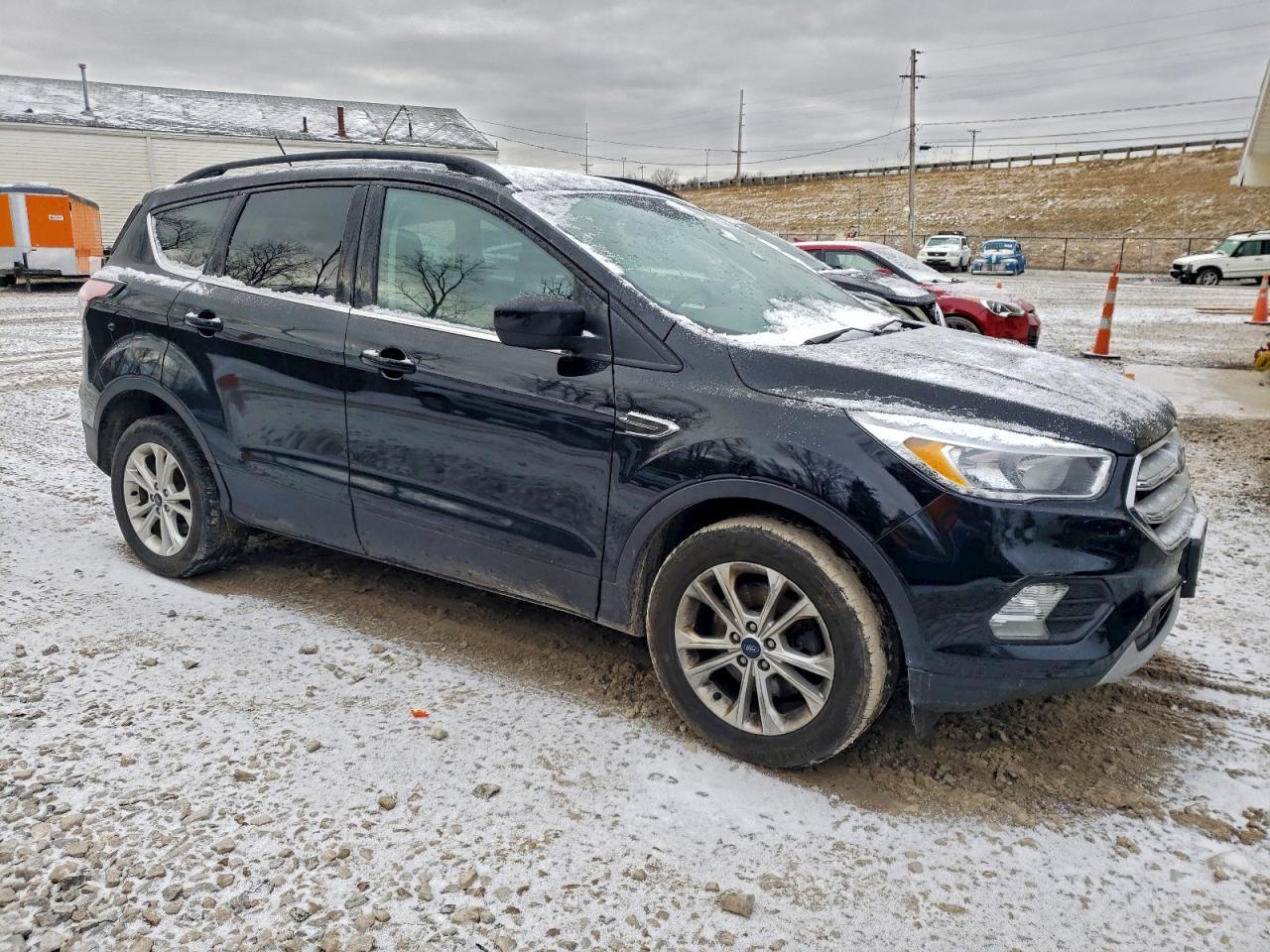 FORD ESCAPE SE