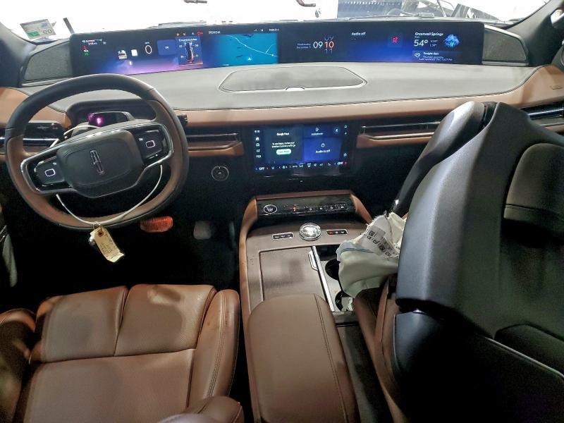 2025 LINCOLN NAVIGATOR #3303744427