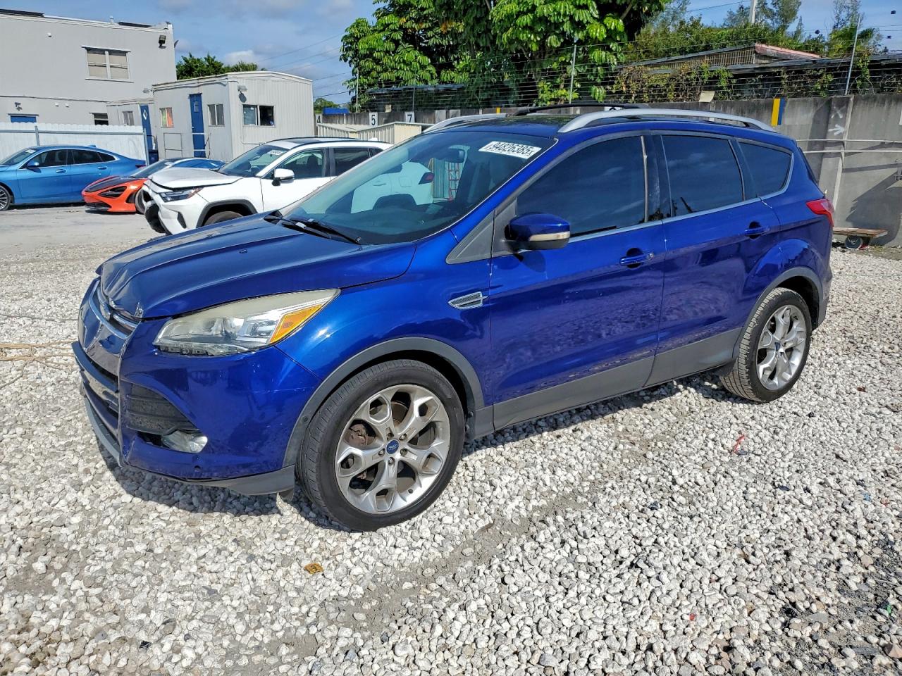 FORD ESCAPE TITANIUM