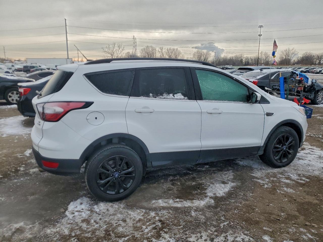 Lot #3304547484 2018 FORD ESCAPE SE