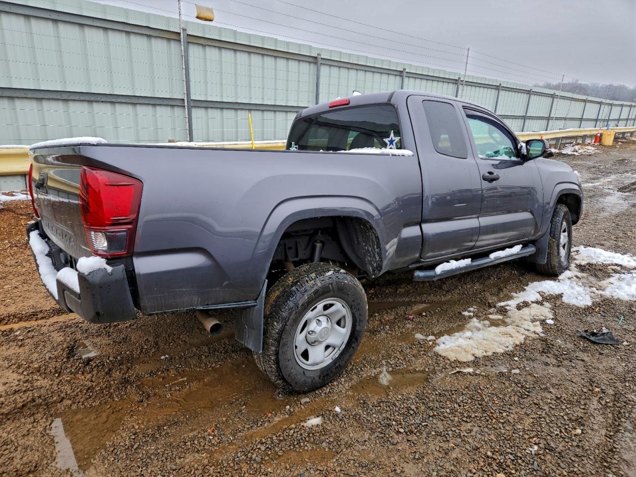 TOYOTA TACOMA ACCESS CAB