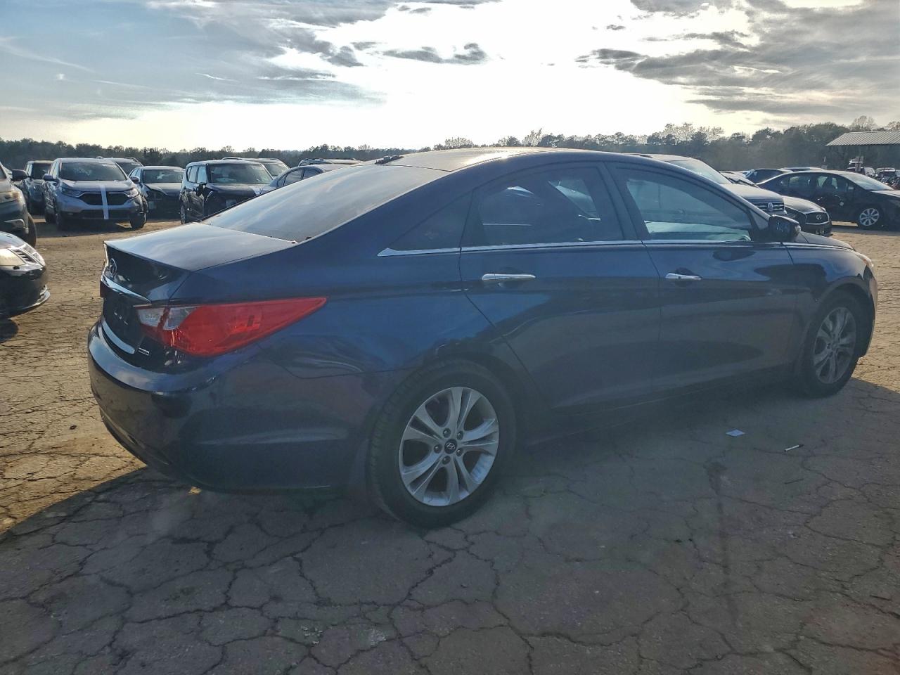 Lot #3305295311 2013 HYUNDAI SONATA SE
