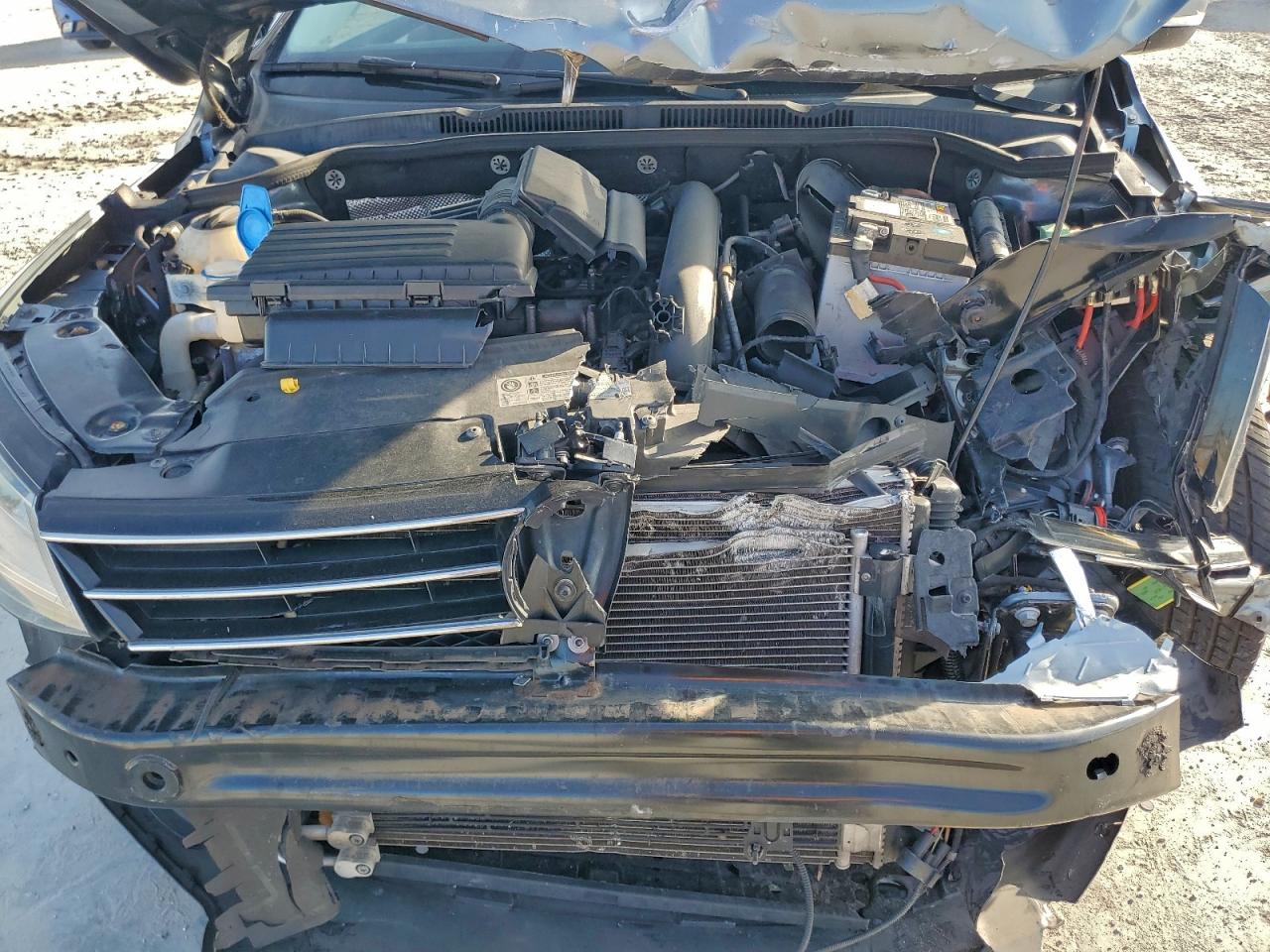 Lot #3311662231 2017 VOLKSWAGEN JETTA SE