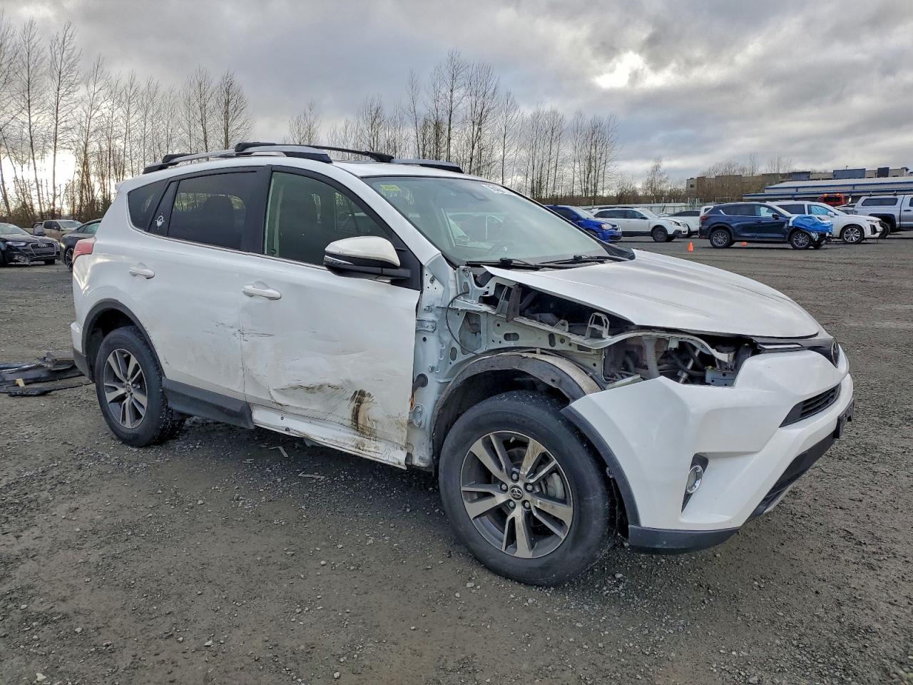 Lot #3318054415 2017 TOYOTA RAV4 XLE