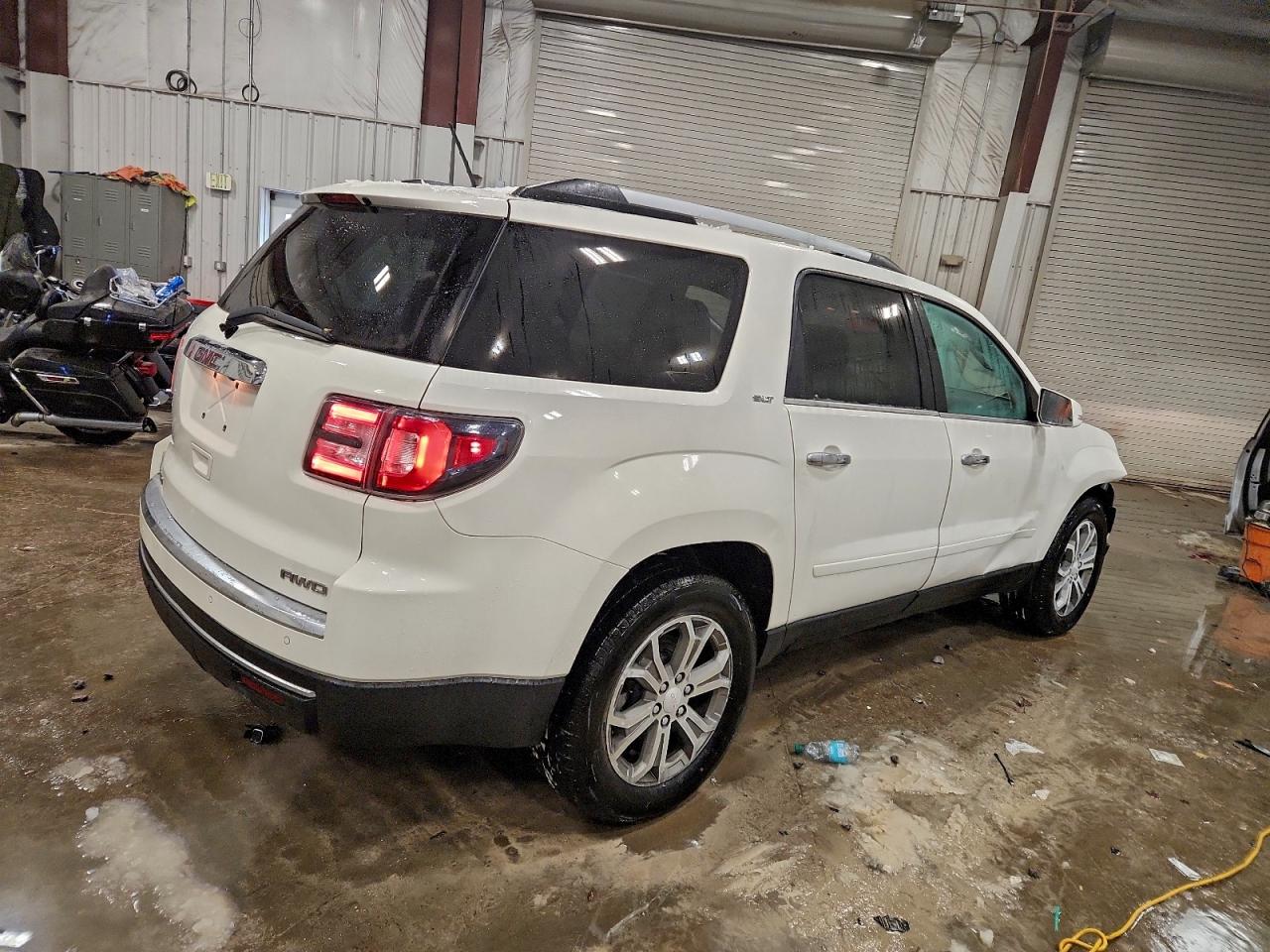 GMC ACADIA SLT-1