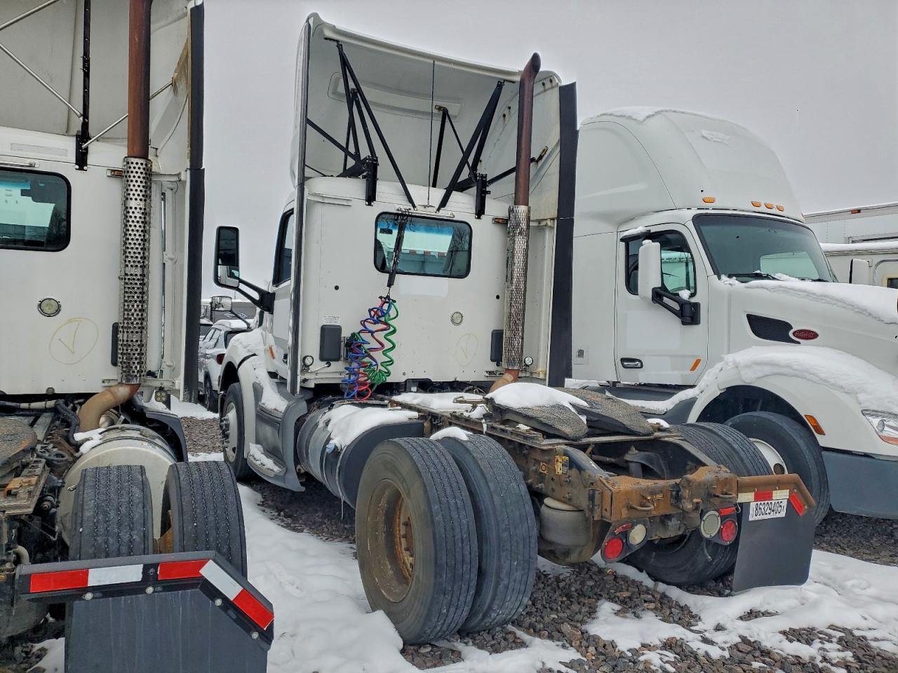 Lot #3312684158 2015 PETERBILT 579