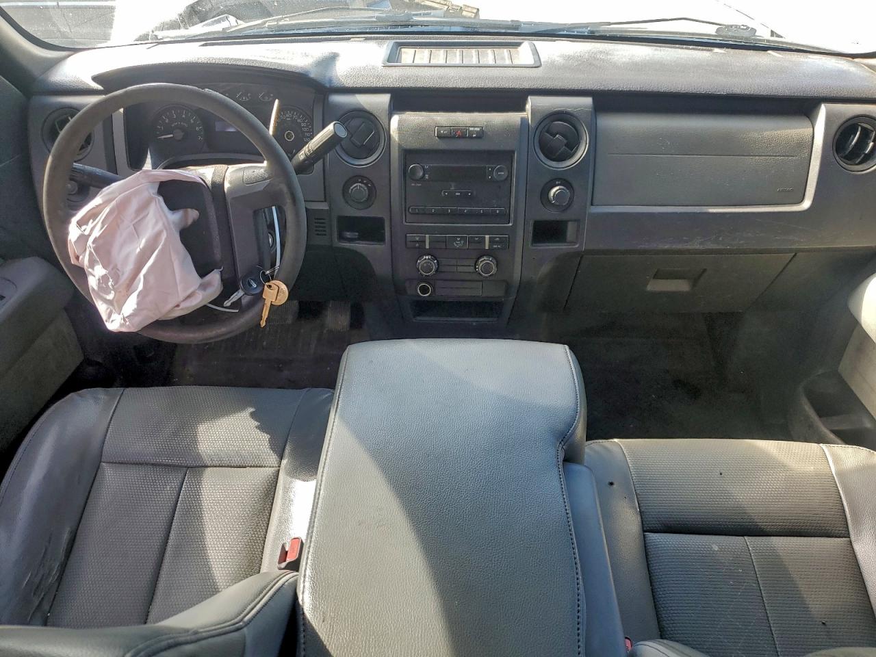 FORD F-150 SUPER CAB