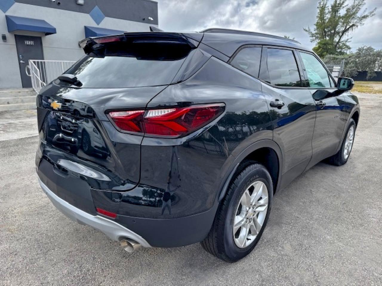 Lot #3304522449 2021 CHEVROLET BLAZER 2LT